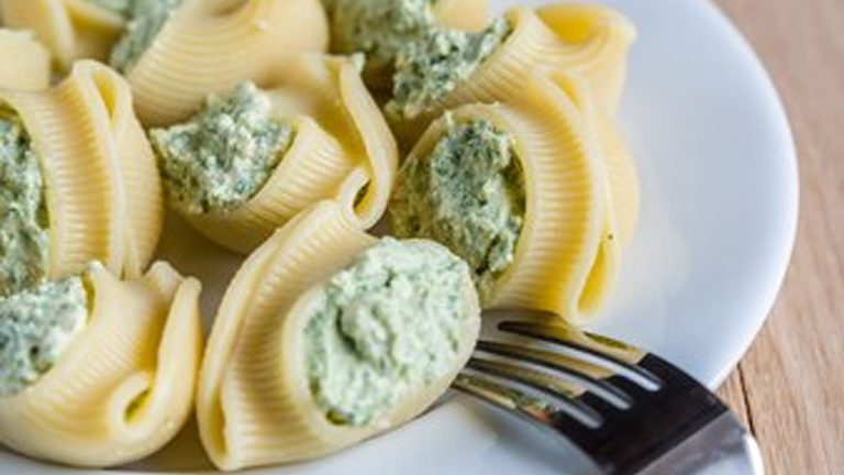 Portofino Freshly Frozen Ricotta and Spinach Tortelli Pasta - Image 2