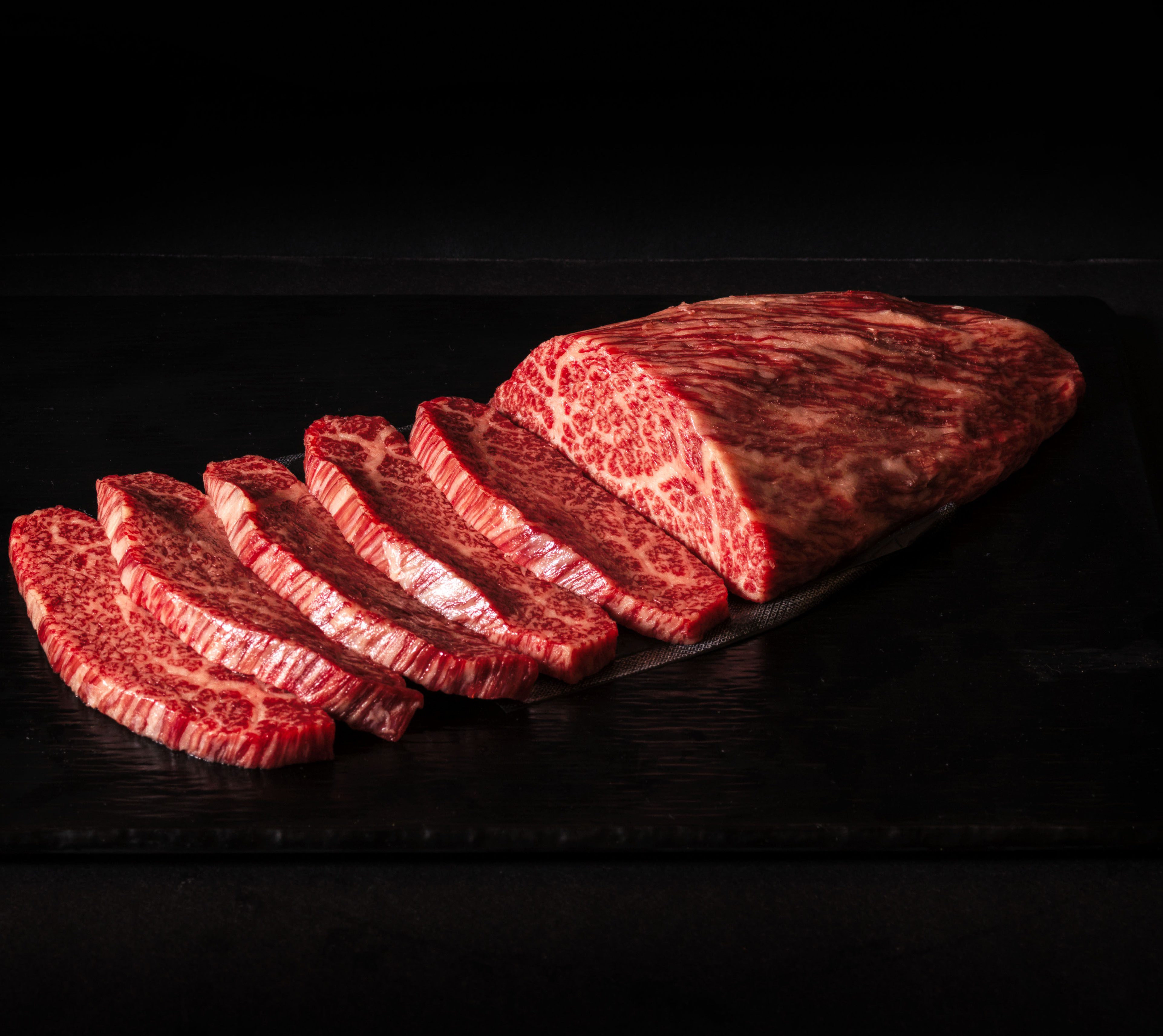 Boneless Tenderloin MBS 8-9 Side Strap Off