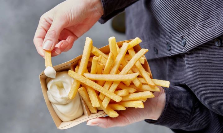 Aviko Straight Cut Fries 9.5mm 2.5kg - Image 2